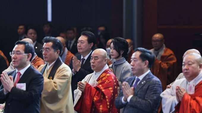 윤석열 대통령 부부, 불기 2567년 대한민국 불교도 신년대법회 참석