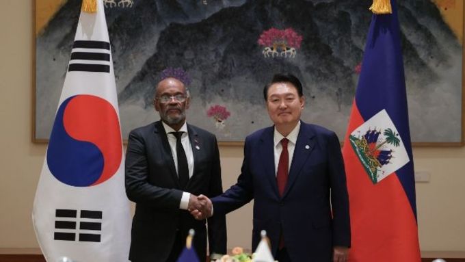 윤석열 대통령, 유엔총회 계기 아이티 총리와 정상회담 개최