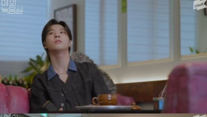 정동원, ’야외녹음실‘서 조항조 리메이크 곡 ‘만약에’ 열창..."복고풍도 완벽 소화”