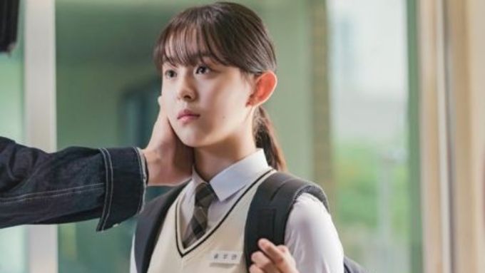 ‘스피릿 핑거스’ 박지후X조준영, 오해 끝! 설렘 시작? 심쿵 눈맞춤 스틸 공개!