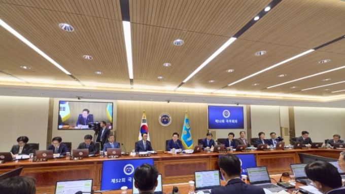 이재명 대통령 "내란의 어둠 온전히 밝혀내 국민 통합의 문 활짝 열어야"