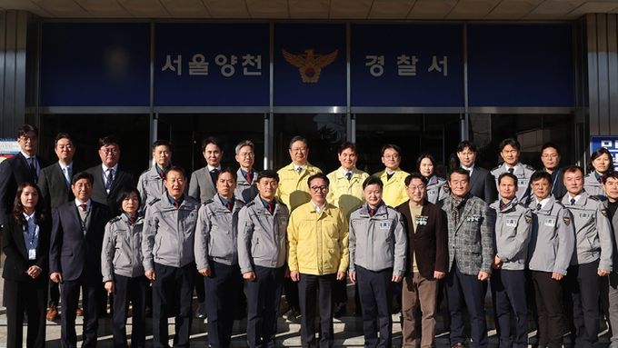 김민석 총리, 연말연시 치안·재난 대응 현장 격려 ··· 국민 안전 최우선 당부