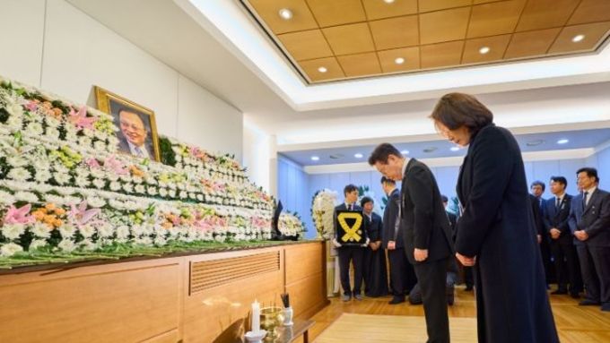 이재명 대통령과 김혜경 여사, 이해찬 전 총리 조문