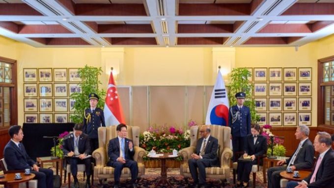 이재명 , 싱가포르 대통령 면담
