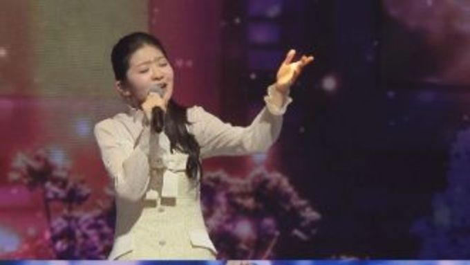 TV CHOSUN <미스트롯4 토크콘서트> 윤윤서, 교통사고 후 재활이 피워낸 트롯의 꿈...14살 소녀의 '인생곡 무대' 최초 공개