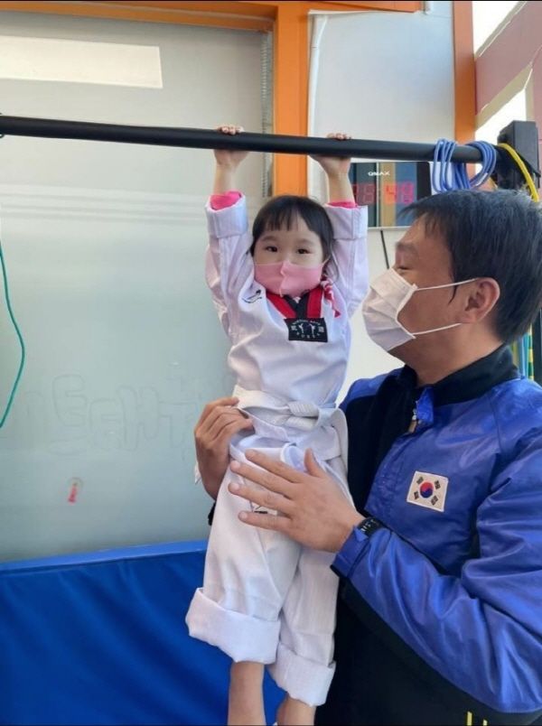 엘리트태권도장 '전민성'관장