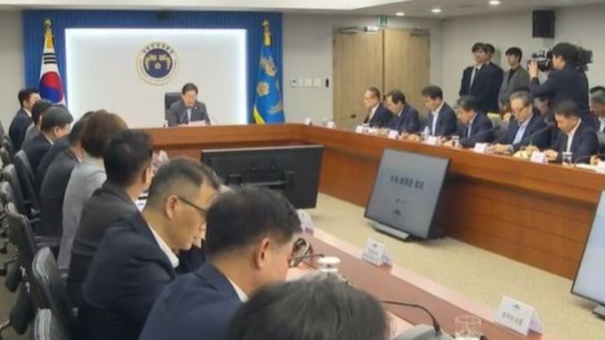 이재명 대통령 "폭염 극심…국민 건강·재산 지키는데 가용 행정력 총동원"
