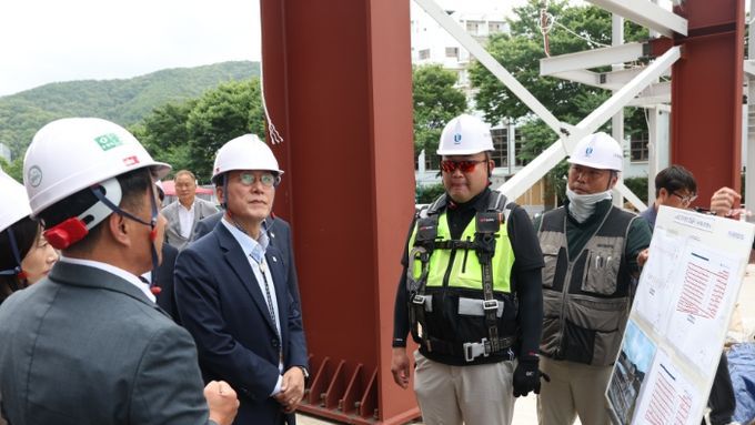 김민석 총리 “2025 APEC 정상회의 현장점검”