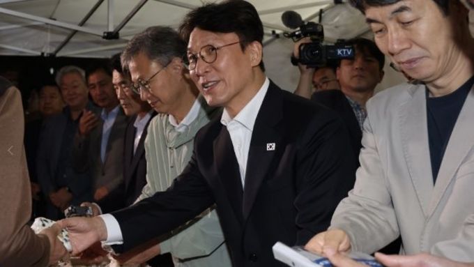 김민석 총리, “건설근로자의 일자리와 안전을 위해 최선 다할 것”