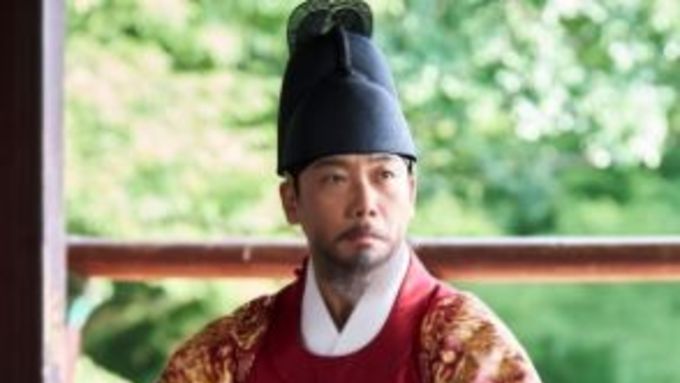 '이강에는 달이 흐른다' 김남희-권주석-한상조-남기애, 궁중 암투 긴장감 더한다! 위태로운 왕실의 운명 한복판에 선 핵심 인물 총출동!
