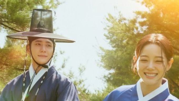 '이강에는 달이 흐른다' 강태오 X 김세정 영혼 체인지 임박! 팔도를 뒤흔들 왕세자와 부보상의 운명적 만남!