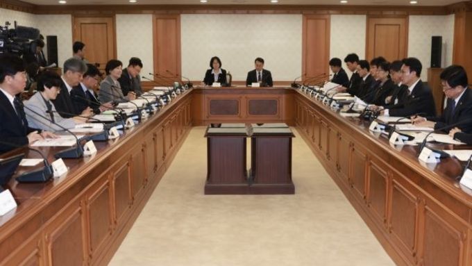 김민석 총리 주재, 제17차 미세먼지특별대책위원회 개최