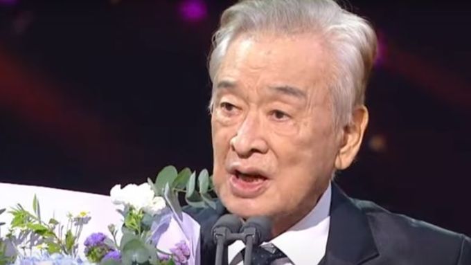 배우 이순재, 25일 새벽 별세(91세)…‘영원한 현역’ 잠들다