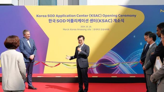 지구 5바퀴 비행하며 100조+ 투자유치한 김동연 지사 투자기업대표, "우수한 인재·주요 고객사와의 접근성·지자체의 적극적 지원 의지에 투자 결심"