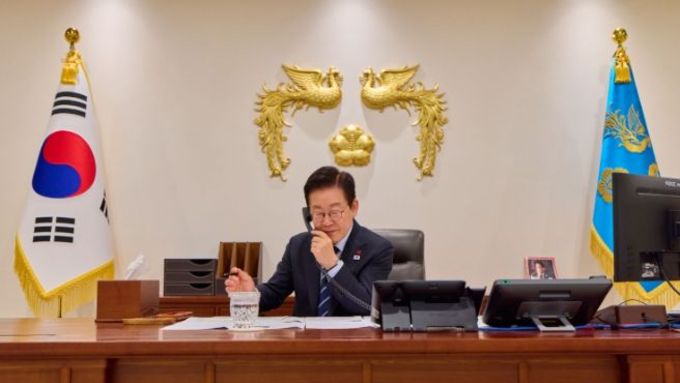 이재명 대통령, 한·루마니아 정상 통화