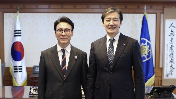 김민석 국무총리·조국 대표, 사회대개혁위원회 운영 방안 논의