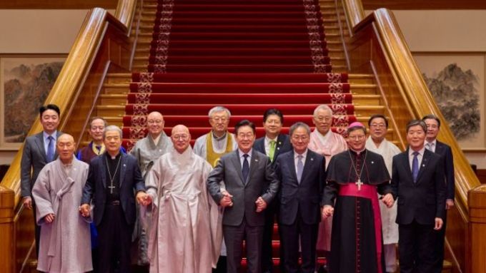 이재명 대통령, 종교지도자 초청 오찬 간담회