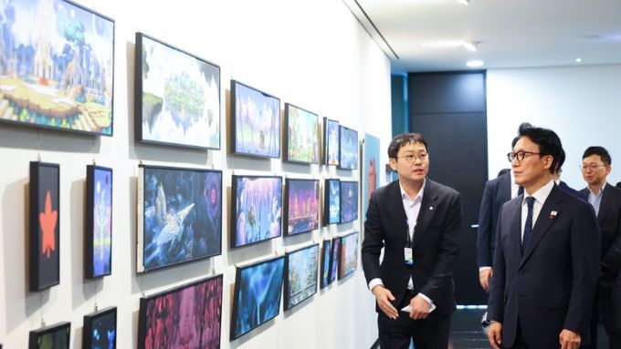 김민석 국무총리, 넥슨 기업 현장 방문