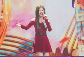 TV CHOSUN '금타는 금요일' 善 배아현 vs 美 천록담, 나훈아·남진 대표곡으로 '정통 트롯' 진검승부