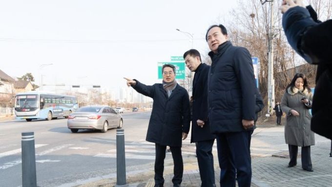 김동연 경기도지사, “북오산IC 진입로 3차선으로 늘려 교통 체증 해소”