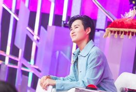 TV CHOSUN [미스트롯4 미공개 스페셜] 유방암 투병 이지나, 항암치료X경연 병행 "온몸이 아파" 김희재 오열