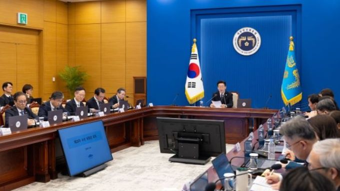 이재명 대통령 "자본시장, 정상화의 길 가고 있어…제도 개혁 뒷받침"