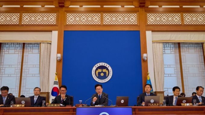 이재명 대통령 "비상대응체계 선제 가동…최악 상황 대비책 철저 수립"