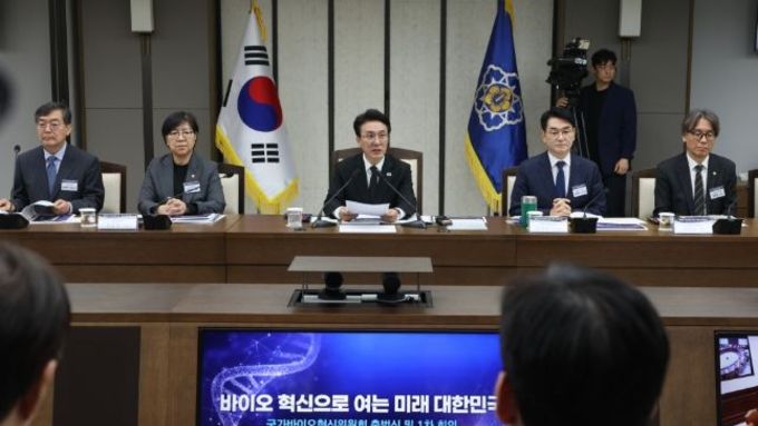 김민석 국무총리 주재, ▴국가 바이오 거버넌스 ▴바이오 클러스터 혁신 등 논의