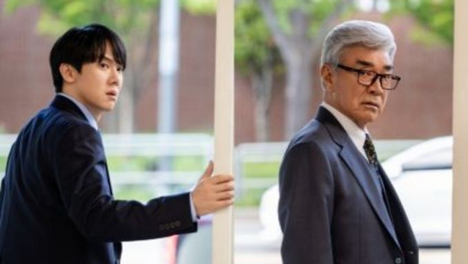 [SBS 신이랑 법률사무소] ＂작두 타고 연기 춤춘다＂ 유연석, 1인 다역 열연에 미친 존재감 화제