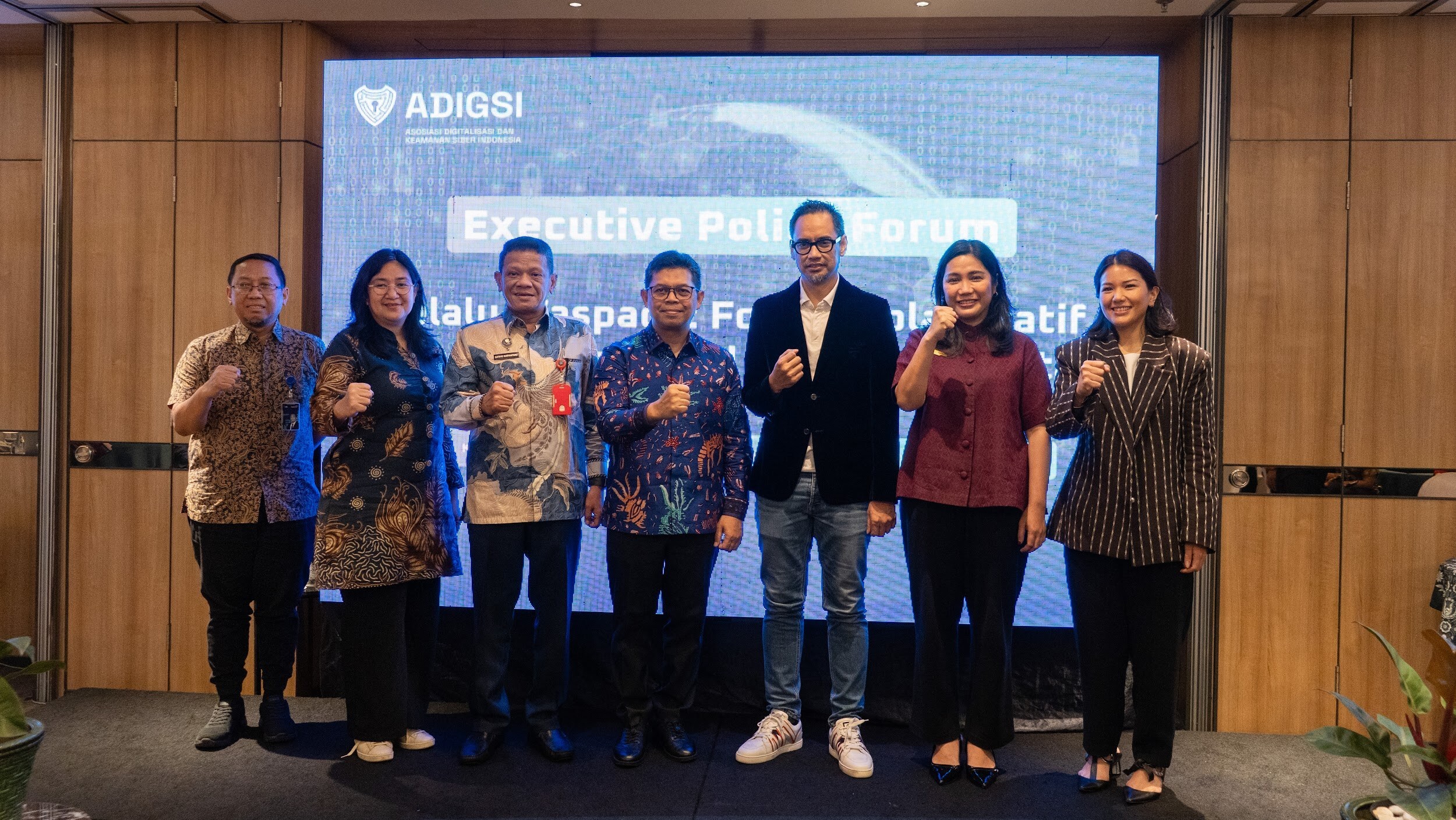 Representatives from government and industry associations affirmed their commitment to strengthen fraud prevention and reinforce the anti-scam governance ecosystem in the Executive Policy Collaborative Forum on Handling Digital Fraud and Scams held by ADIGSI