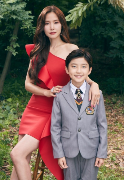 공현주 ‘하이클래스’ 포스터 비하인드 컷(사진제공:당잎꽃컴)