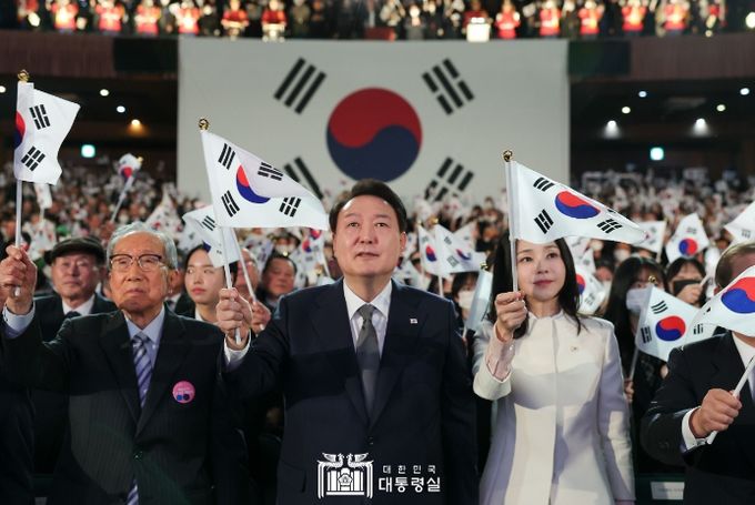윤석열 대통령 부부, 제104주년 3.1절 기념식 참석