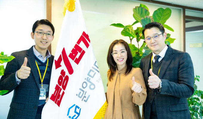 분양7번가 1지사 (좌측부터 최영권본부장, 강희영상무, 이정진본부장)