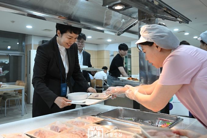 8월 28일 대통령실 구내식당은 우리 수산물 메뉴로 점심식사를 제공했다.