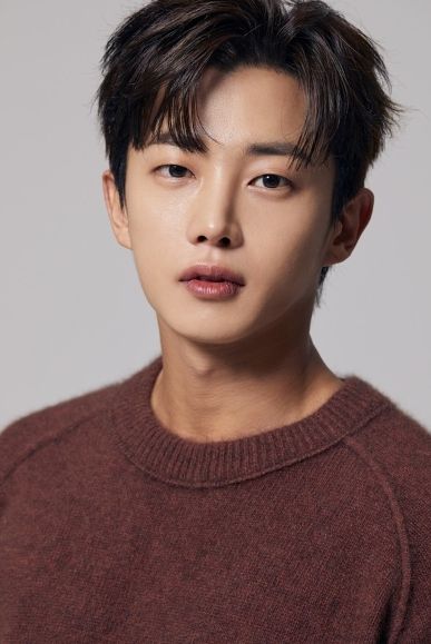 배우 김민석