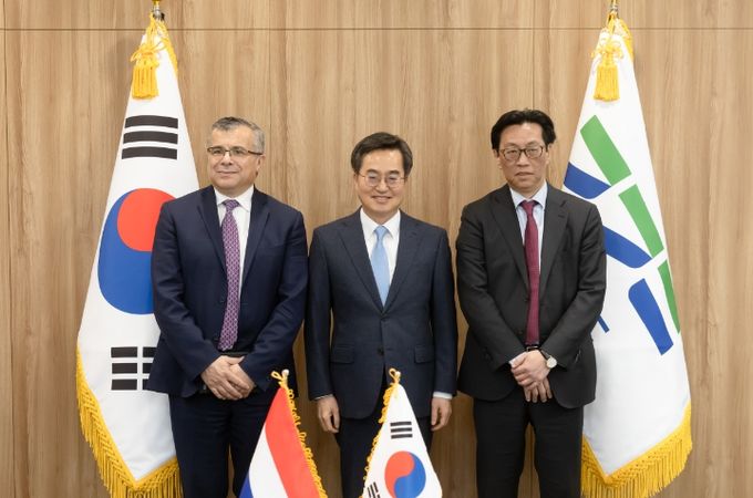 에이에스엠(ASM) 대표 등 면담