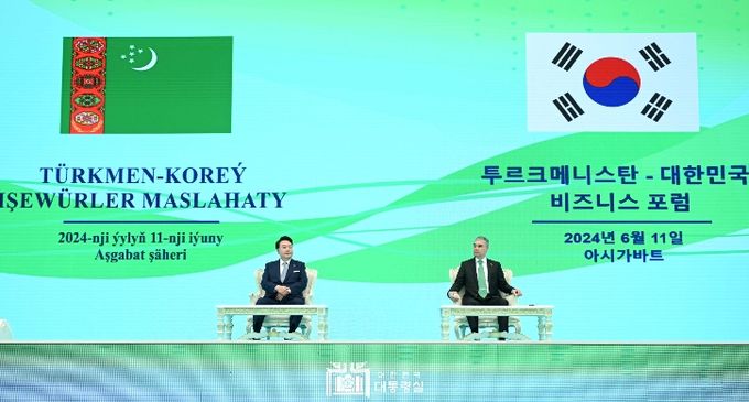 6월 11일 윤석열 대통령은 한-투르크메니스탄 비즈니스 포럼에 참석해 양국 협력관계 구축에 기여해 온 기업인들을 격려하고, 양국의 경제협력 방향을 제시했다.