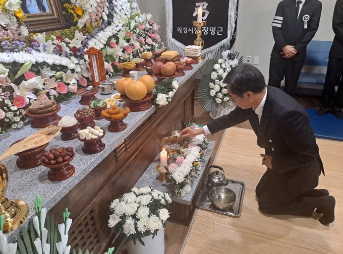 화성 공장화재 사고 희생자 빈소 조문