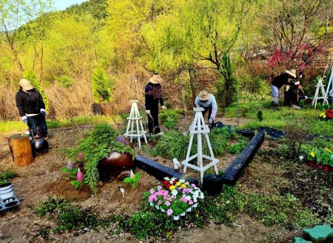 “봄빛 품은 정원” 시민 손으로…정읍 시민정원사 활동 시작