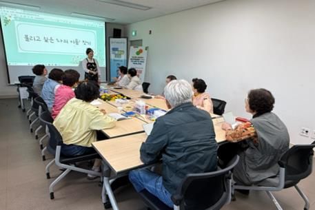 '경산시치매안심센터 '2025년 문화로 치유 지원 사업' 선정'