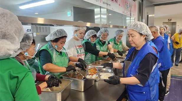 남동구 자원봉사센터, 참 좋은 사랑의 밥차 무료급식 봉사