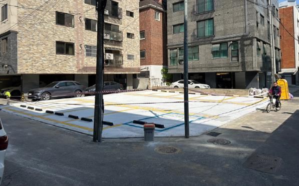 자투리땅 주차장 공사 후(당산동4가 32-45)