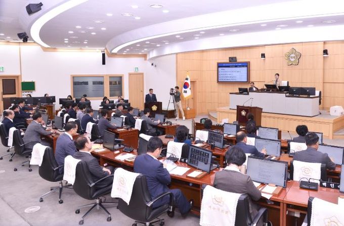 여수시의회, 제251회 임시회 개회… 여수MBC 이전 철회 촉구, 의회 운영 개선 등 강조