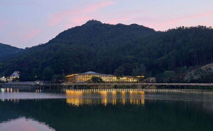 아중호수도서관, 대한민국 도시재생·친환경 건축 모범사례 ‘우뚝’