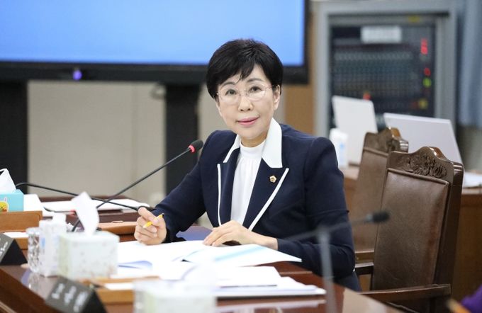 한춘옥 전남도의원, 난임부부 등 지원 정책 강화 나서