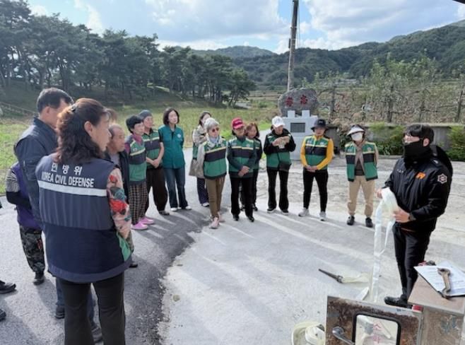 거창군 위천면, 농촌형 소화전 사용법 교육 실시