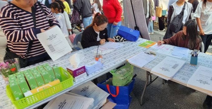 거제가정상담센터, 아주 서당골천 빛축제 체험부스 운영