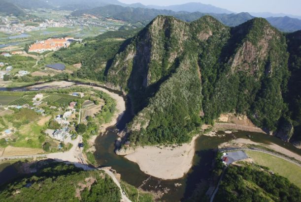 영동군, 월류봉 출렁다리 착공
