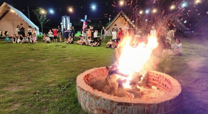 청년이 만든 체험 여행 인기…김장열차·별빛숙소