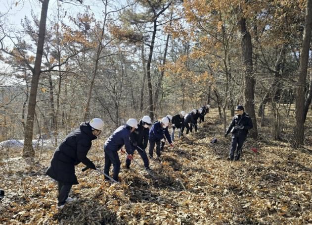 올해 2월 진화대 대상 산불 방화선 구축 훈련 모습.
